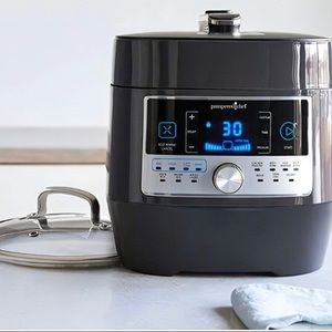 Pampered chef quick cooker